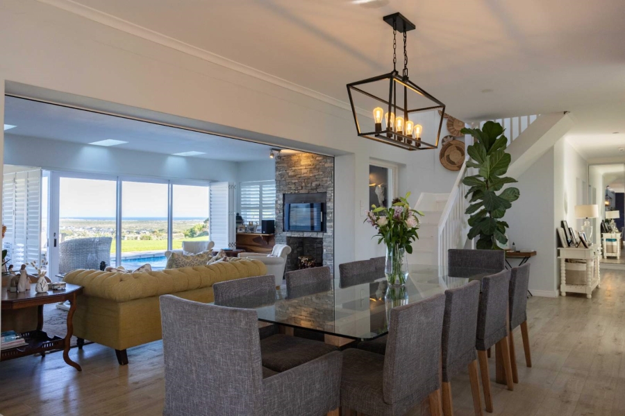 5 Bedroom Property for Sale in Crofters Valley Western Cape